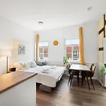 Appartement Backhome - L - Parkhaus - Fantastische Schlosslage - Smarttv - Waschmaschine - Netflix - 50qm - 24h Checkin- 3